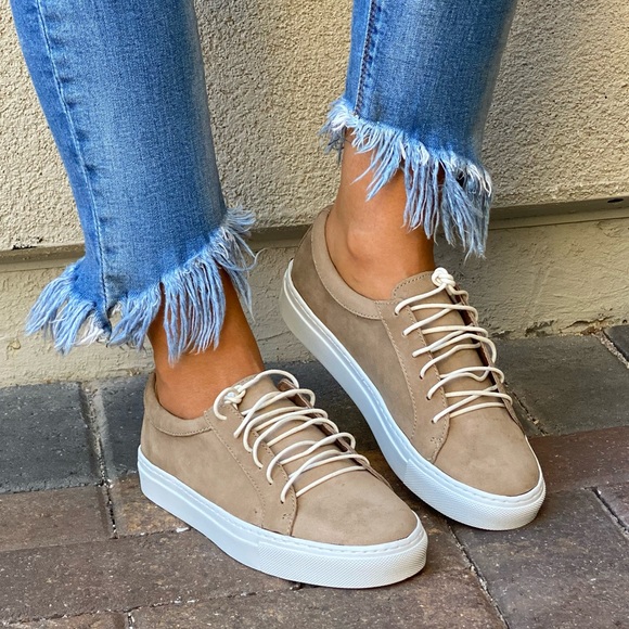 Anthropologie Distressed Leather Lace Sneakers - Picture 5 of 7